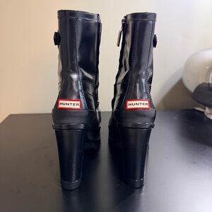 Hunter Heeled Boots size 8.5 US